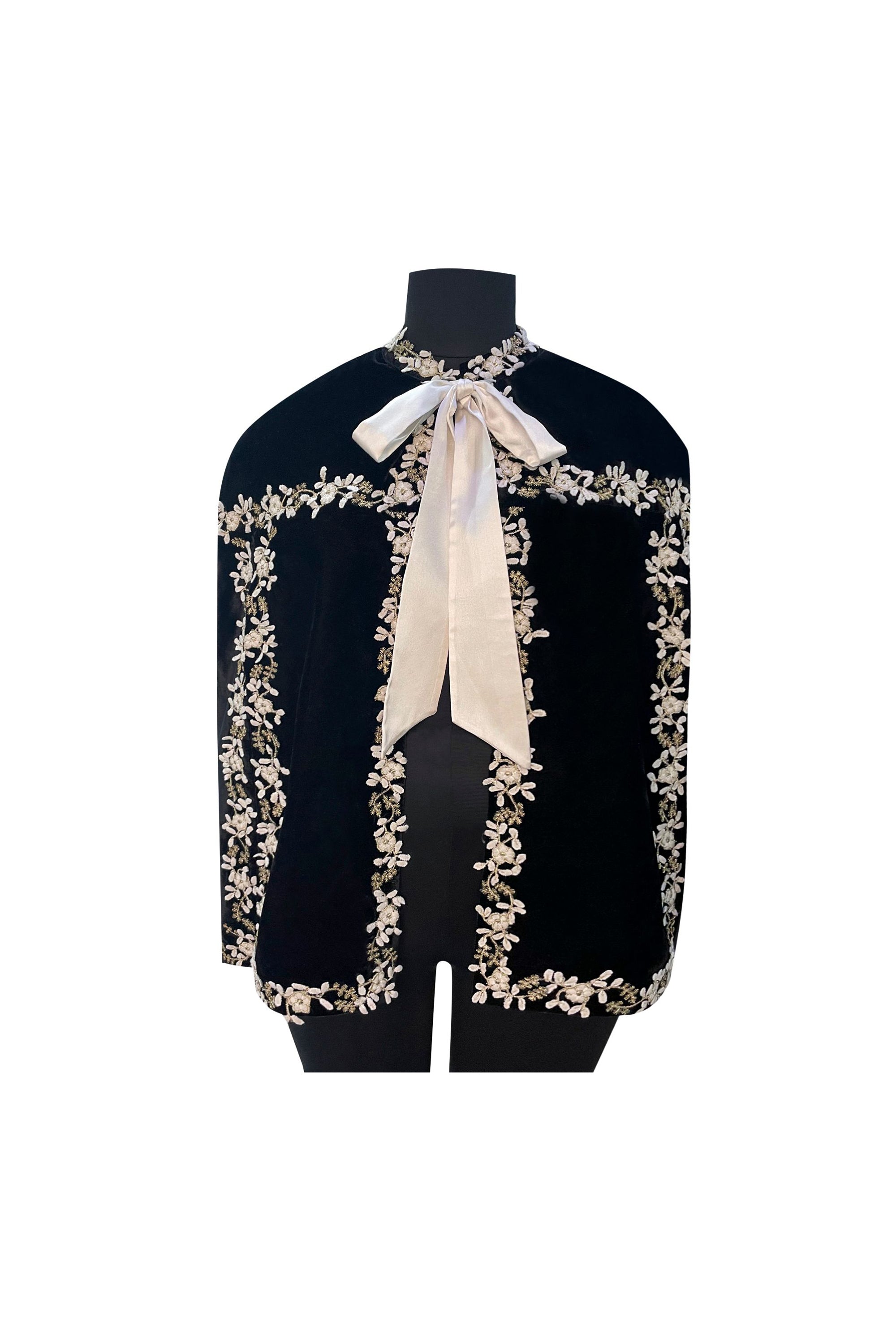 The Floral Velvet Cape (Black)